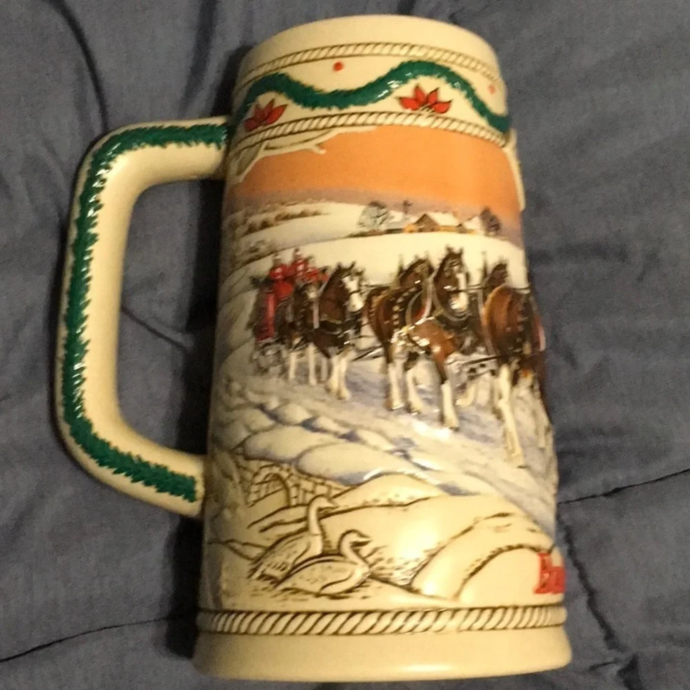Vintage 1996 Anheuser Busch Budweiser Holiday Beer Stein Mug American Home